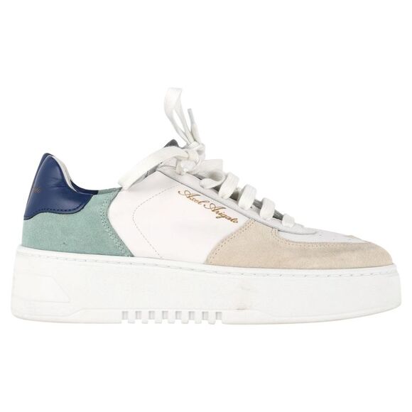 AXEL ARIGATO Shoes - Axel Arigato Orbit sneakers in White Suede